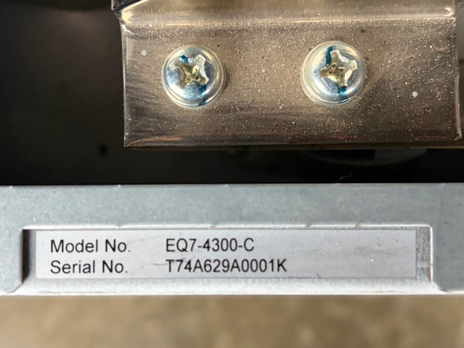 300 HP VFD TECO Westinghouse EQ7-4300-C 480 V 377A VFD EQ7 Series