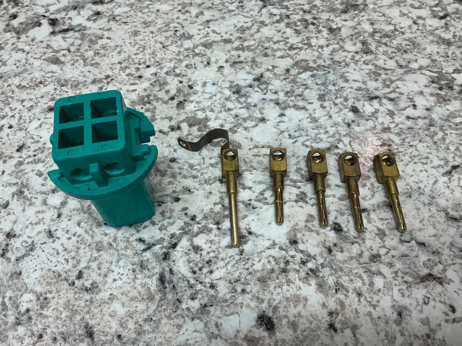 Appleton 304075 Pin & Sleeve Connector Assembly Both Pins for Both 3W,4P & 4W,4P