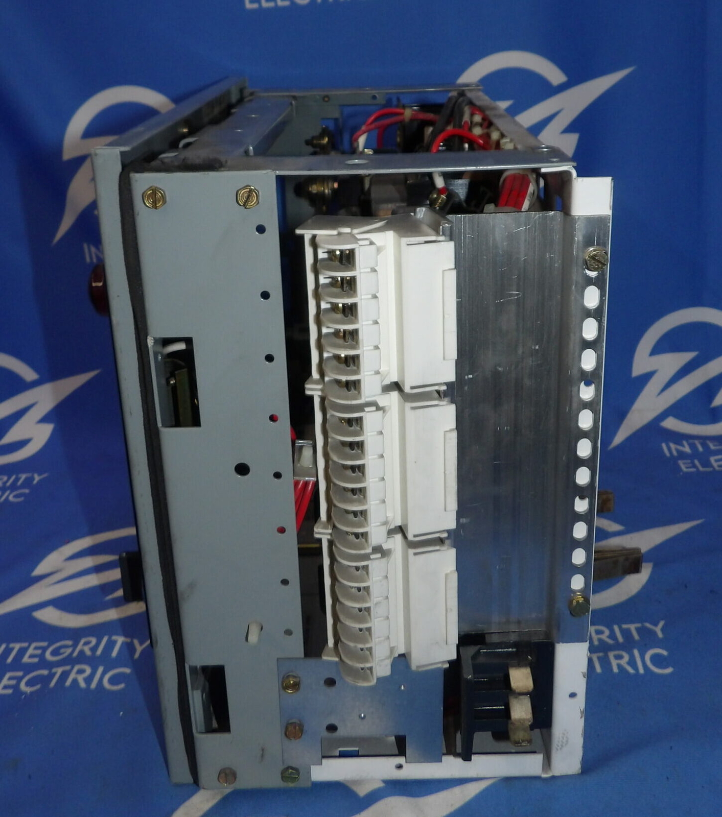General Electric Model 8000 Type FVNR 1 HP 3PH 480V Size 1 CR306C0**ACDT Fus…