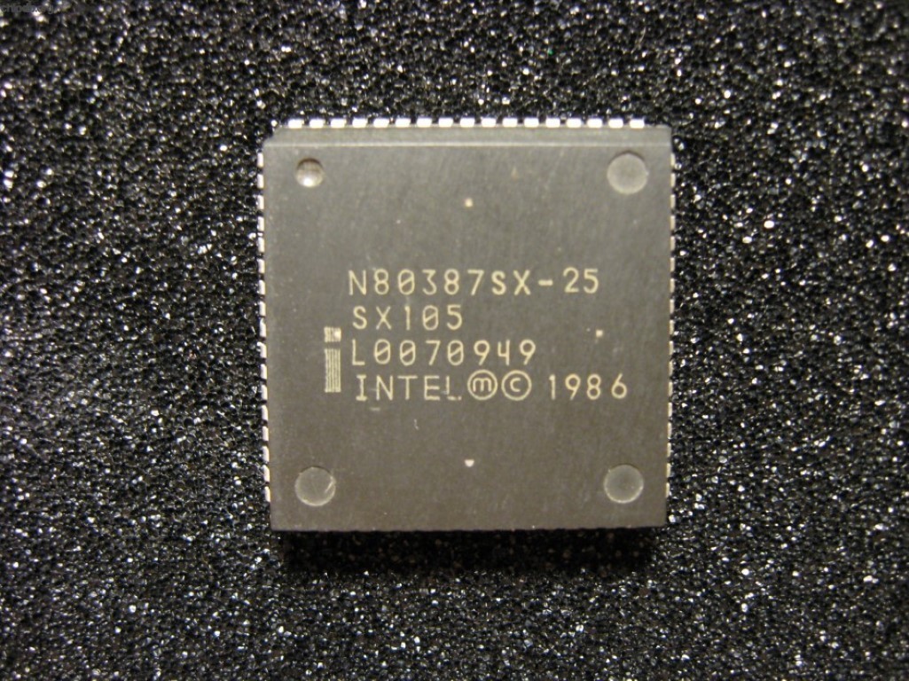 1pcs N80387SX-25 PLCC Arithmetic Processor RH
