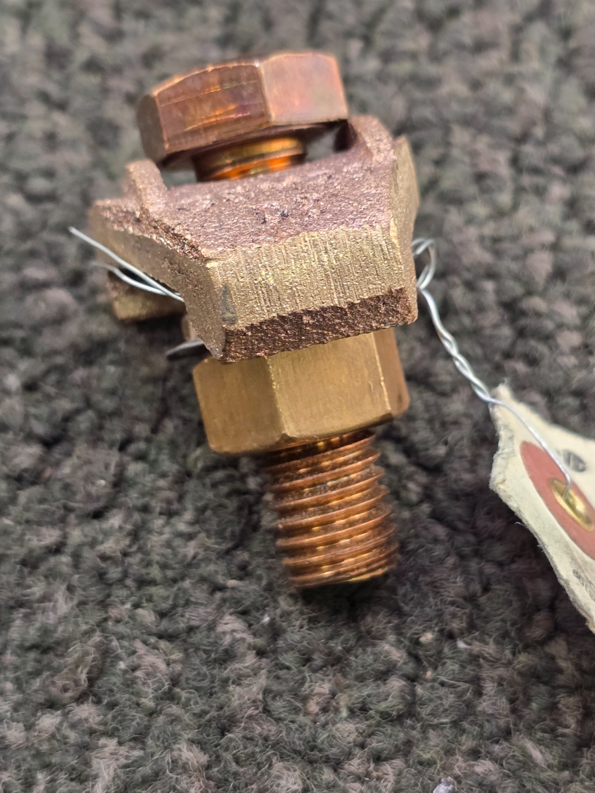 Burndy GBM29 Bronze Mechanical Grounding Connector 2/0 AWG Solid up to 250 kcmil