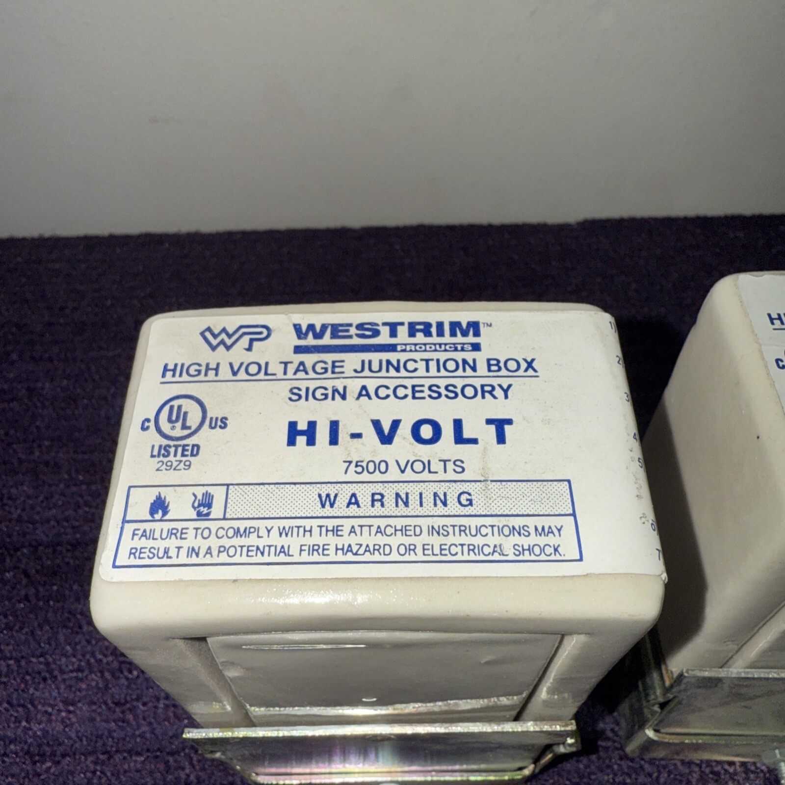 WESTRIM HIGH VOLTAGE JUNCTION BOX SIGN ACCESSORY 7500 VOLTS 2PC