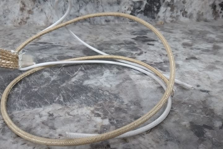BriskHeat TBWH-052-020 240VAC Insulated Heating Tape Leads On Opposite Ends