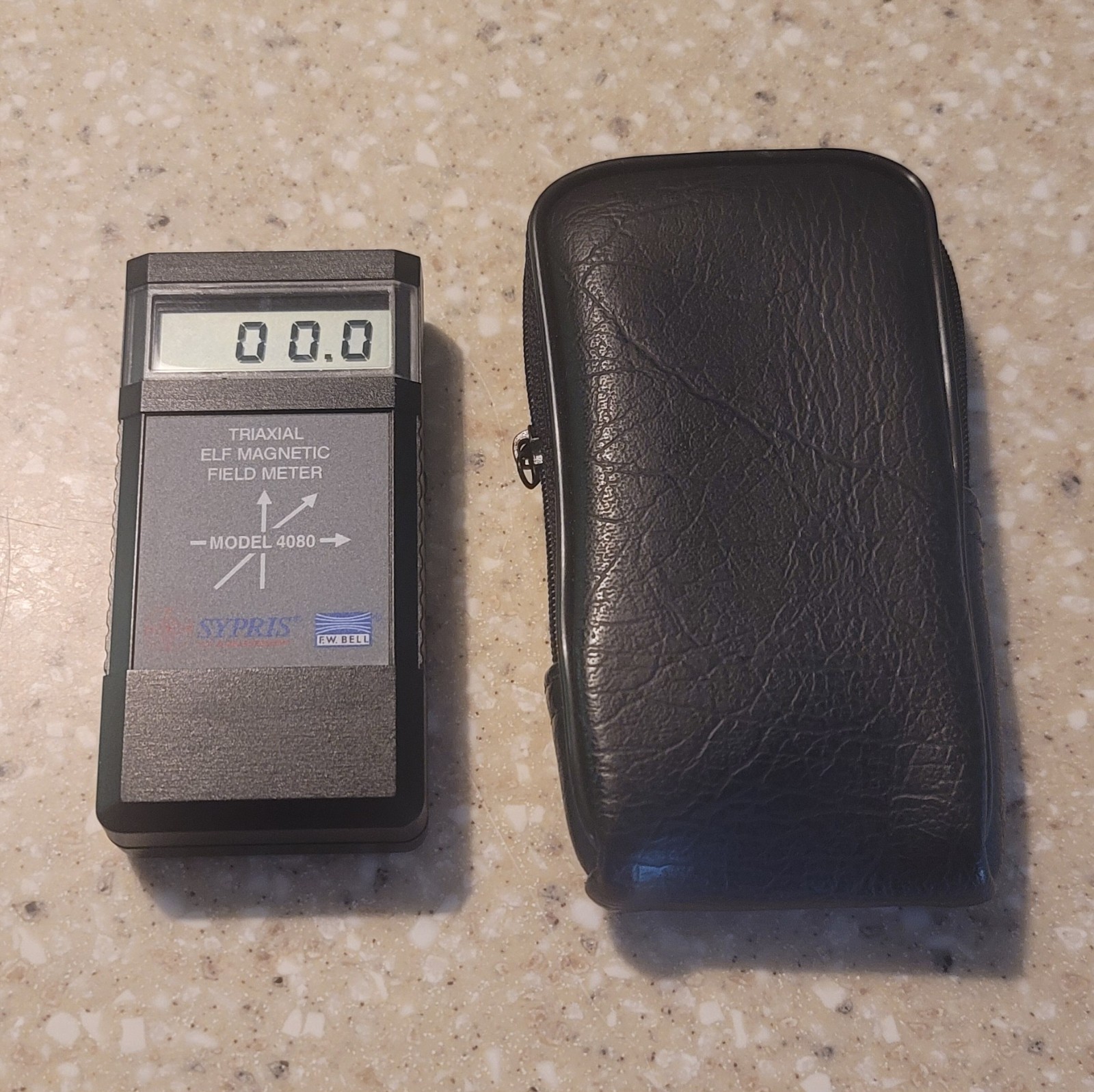 Sypris F.W. Bell Model 4080 Triaxial Elf Magnetic Field Meter with soft case