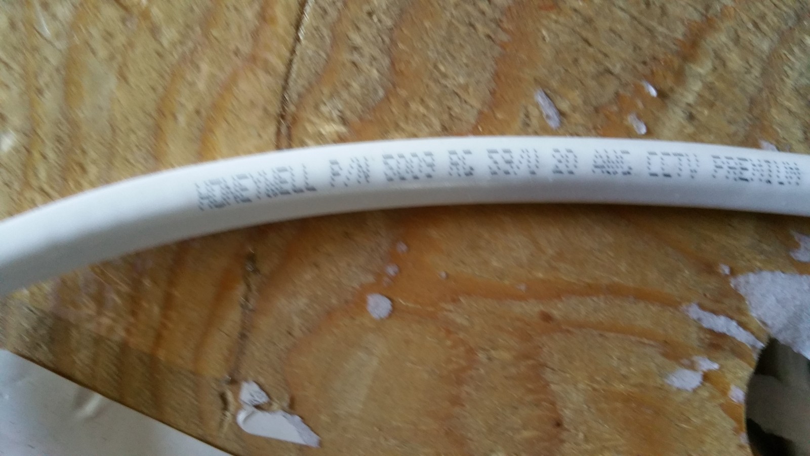 Southwire Genesis 5009 RG59/U + 18/2C Premium Siamese CCTV Camera Cable Wh/100ft