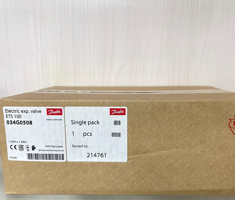 1PC Danfoss ETS 100 034G0508 Electric expansion valve,1 3/8 in- BRAND NEW
