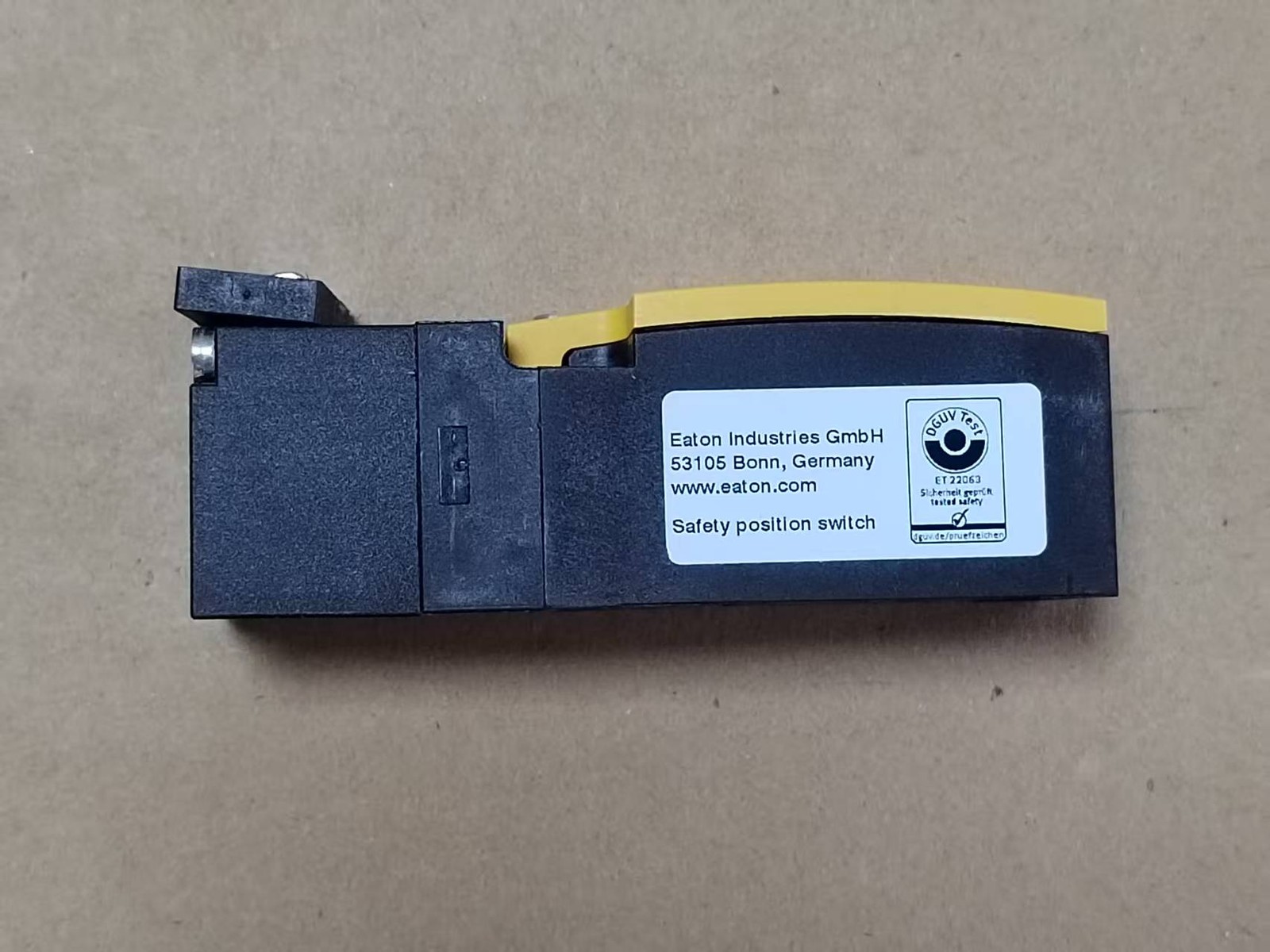 1PC NEW FOR EATON LS-S11-ZB limit switch