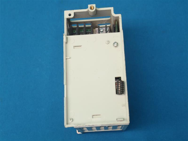 LS SV008IG5A-2 SV008IG5A2 3-Phase Inverter w/ Missing Part Front Cover