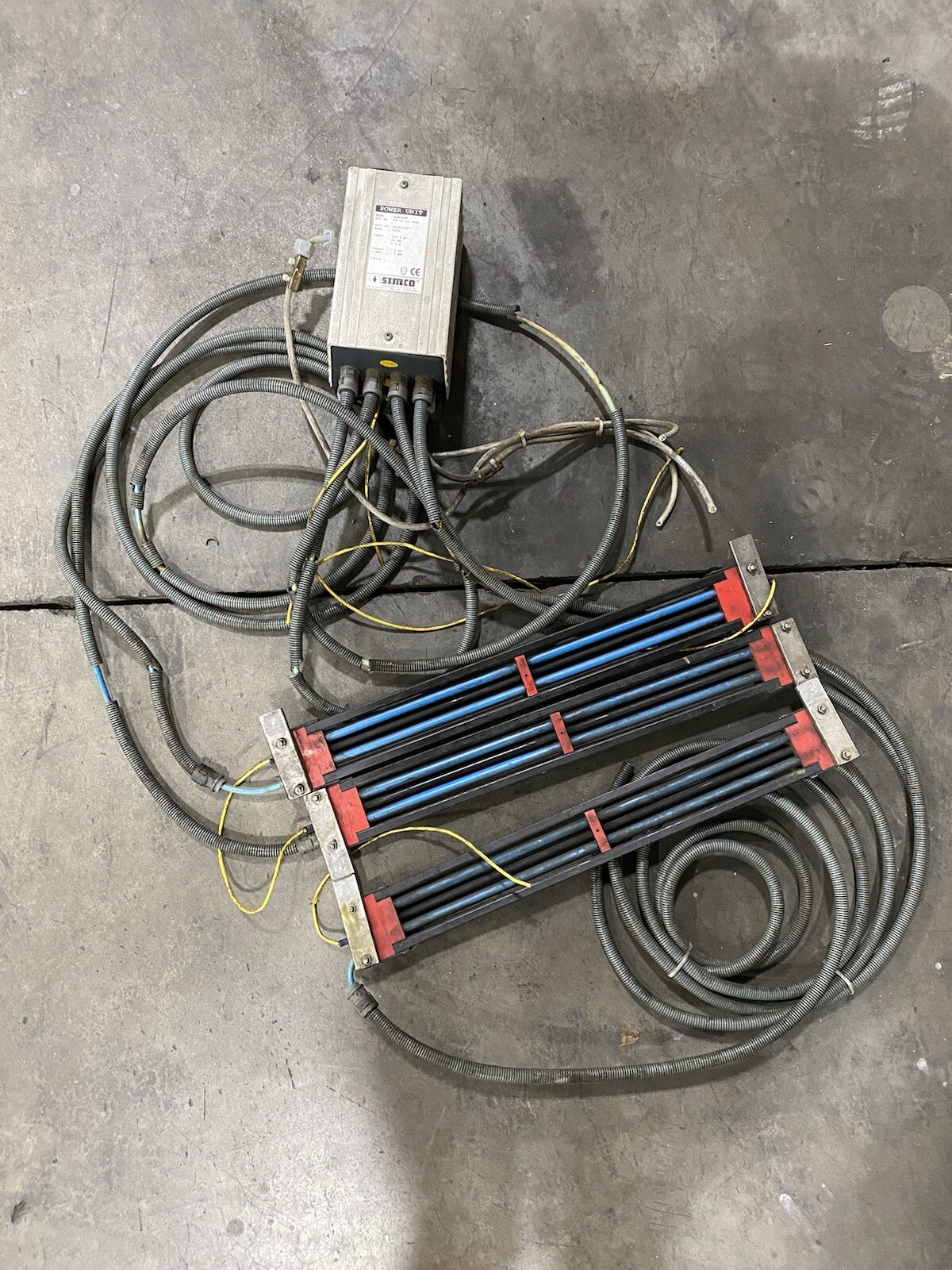 SIMCO POWER UNIT A1B7BHR & 3 ANTI-STATIC BARS TYPE: P-Sh-N