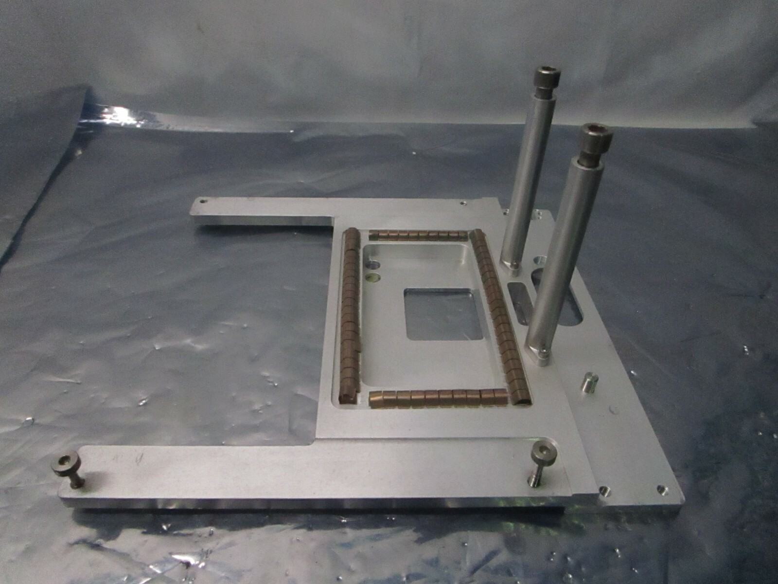 AMAT 0040-35496 RF MATCH ESC HV MODULE BRACKET SUPPORT, ETCH CHAMBER, MXP+, 1033