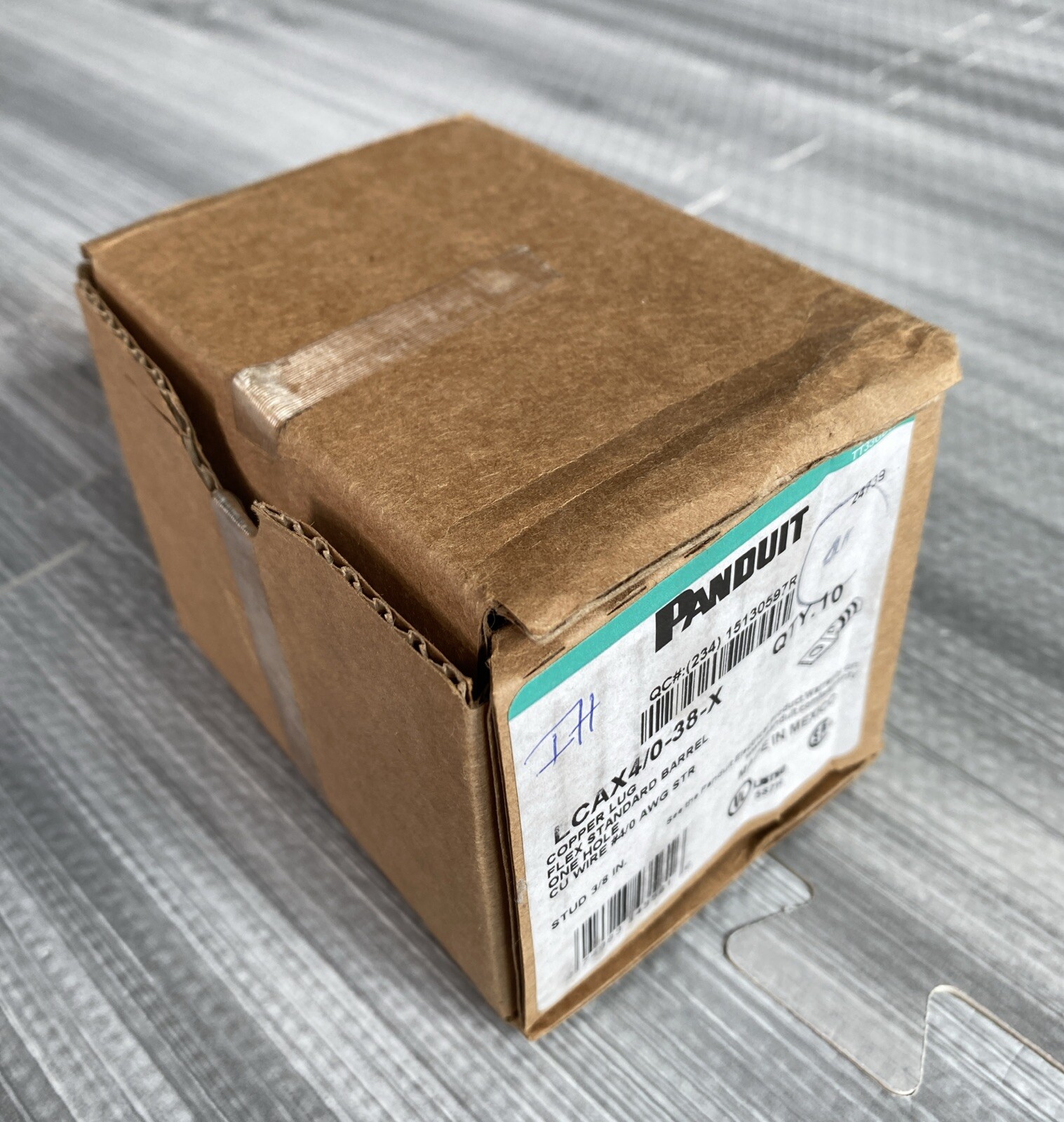 Box Of 10 Panduit LCAX4/0-38-X Flex Standard Barrel Copper Lug