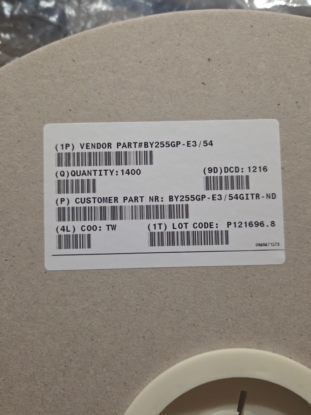 AT LEAST 1200 PCS BY255GP-E3/54 DIODE GEN PURP 1.3KV 3A DO201