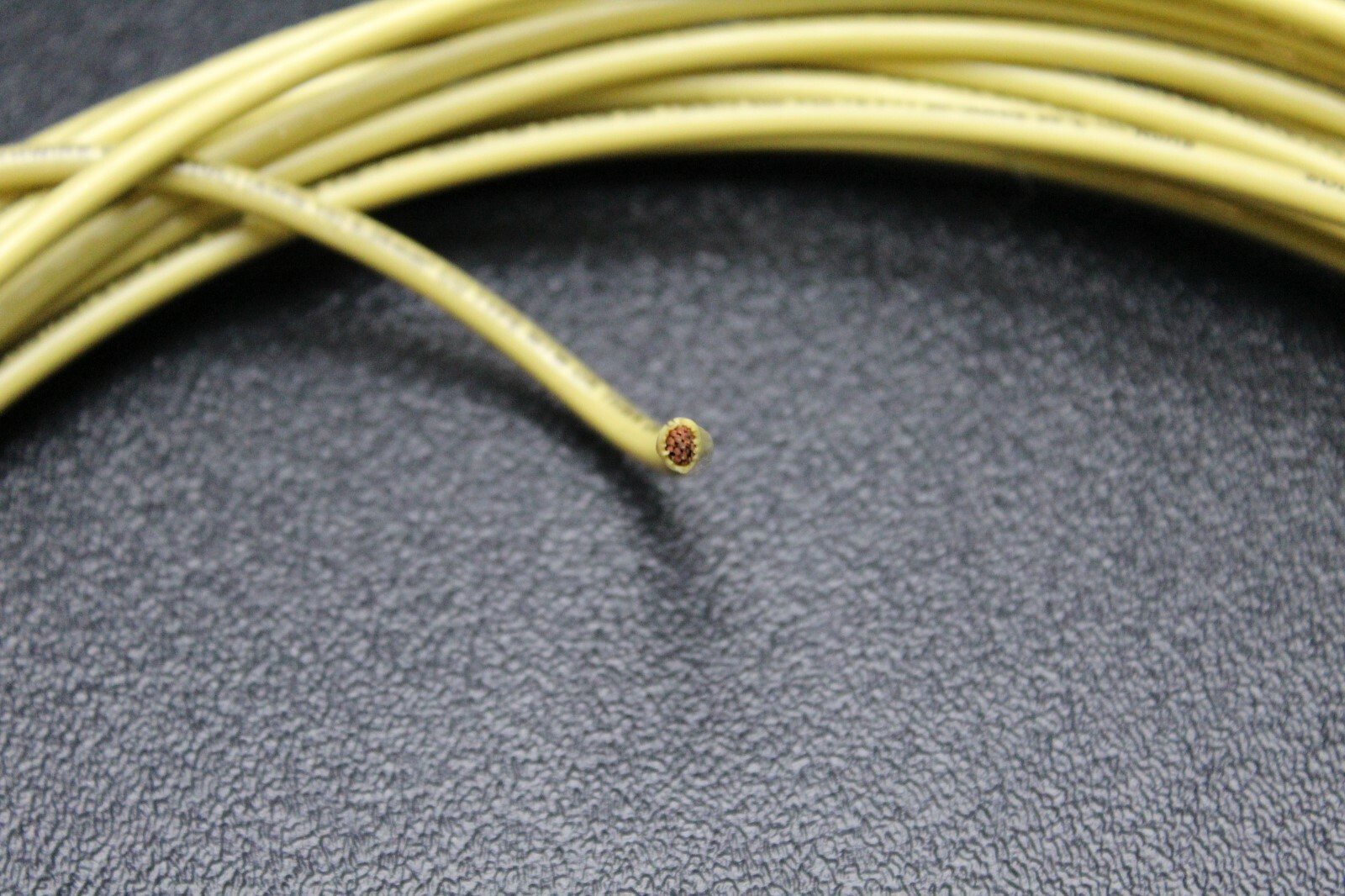10 GAUGE THHN WIRE STRANDED YELLOW 25 FT THWN 600V GROUND MACHINE CABLE AWG