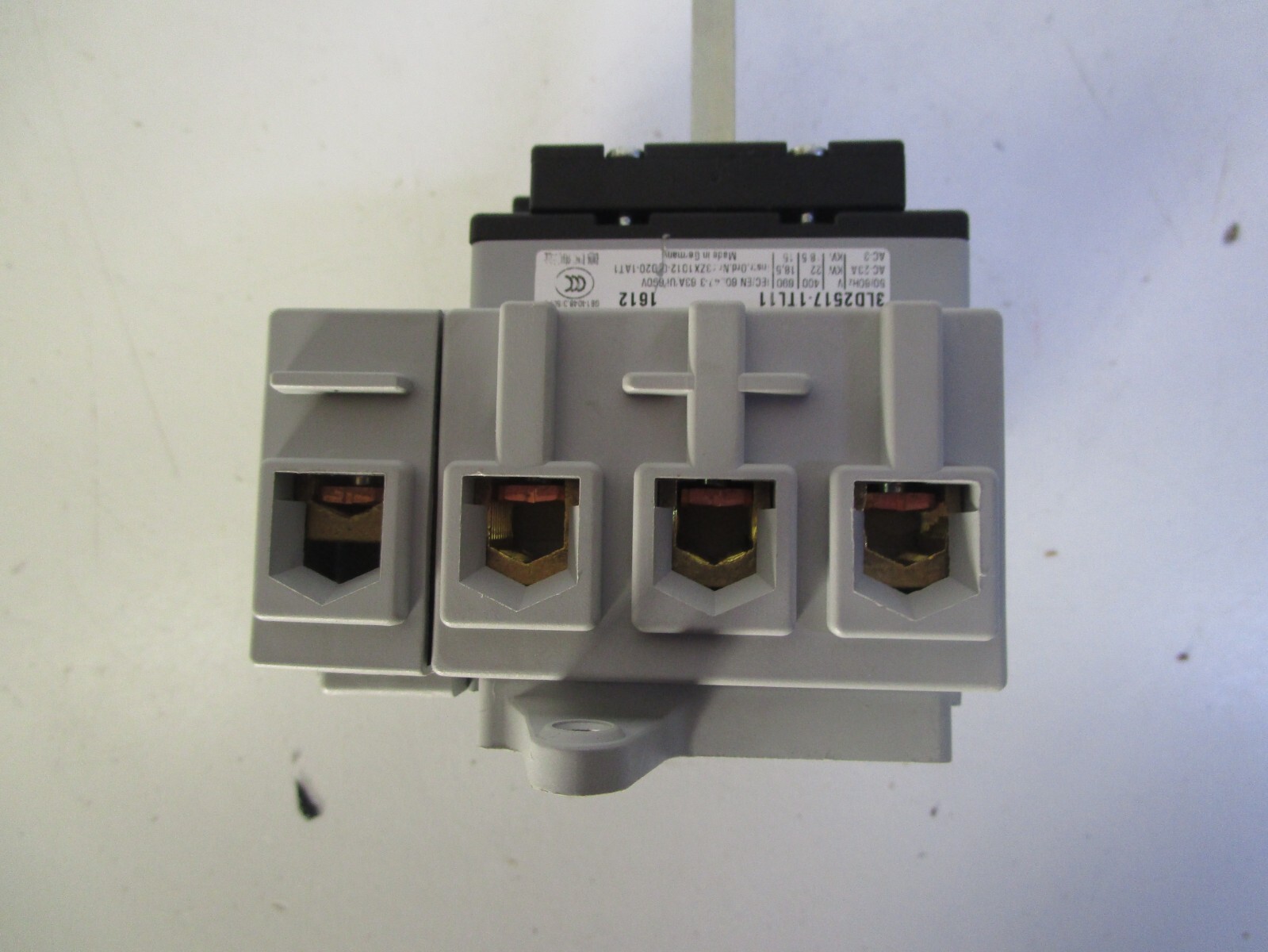 SIEMENS 3LD2517-1TL11 SWITCH – USED – FREE SHIPPING