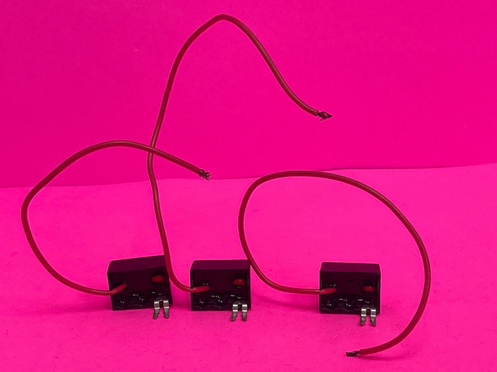 Allen-Bradley 199-FSMA10 Ser. B Surge Suppressor 50-125V [Lot of 3]