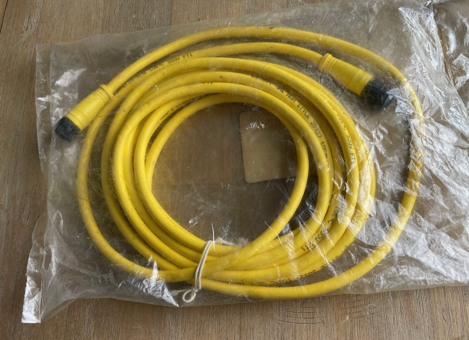 BRAD HARRISON WOODHEAD 773030K02F150 MICRO-CHANGE 3P M/F CORDSET 15′ 18/3AWG NEW