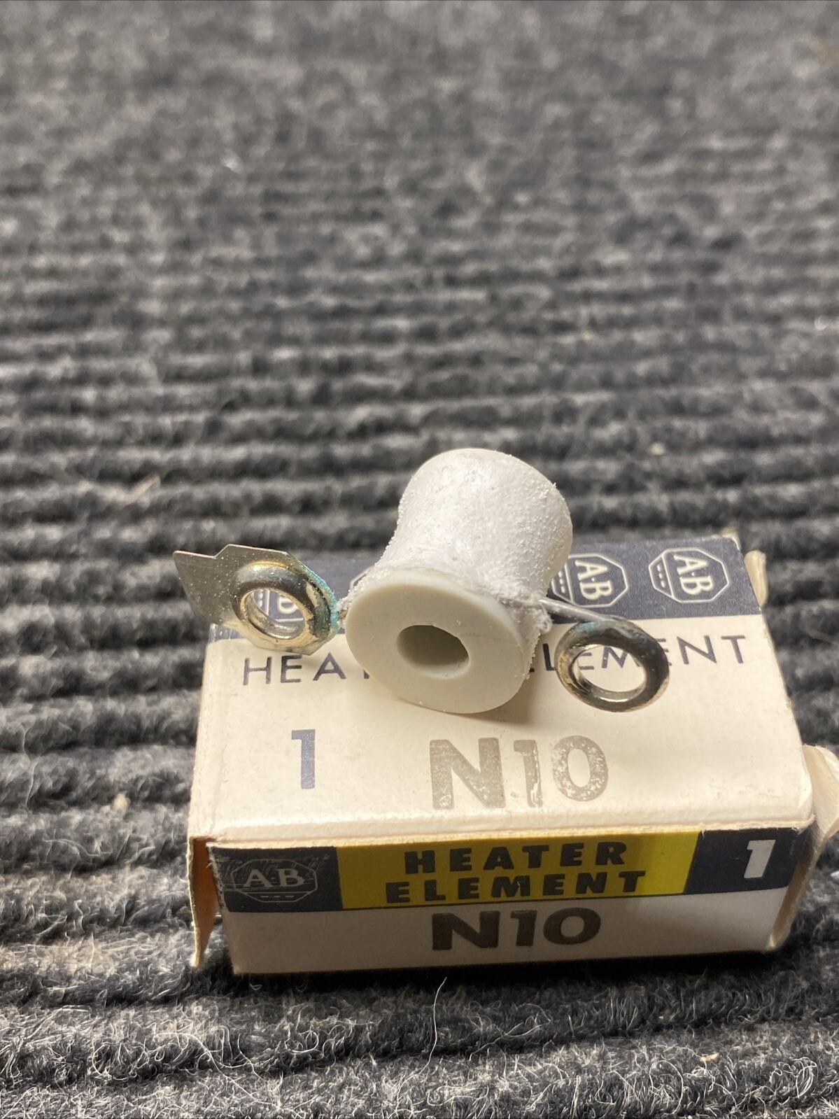 NEW LOT of 7 Allen Bradley N10, Heater Elements