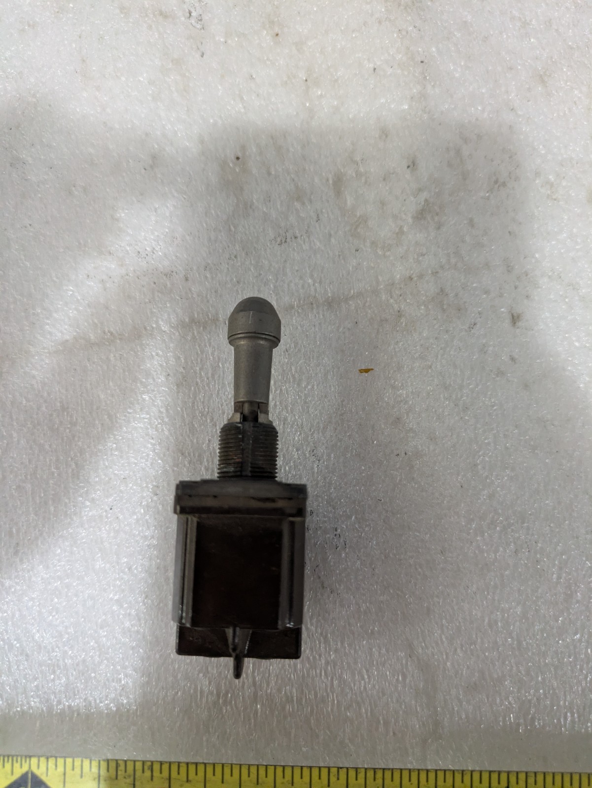 Honeywell 8504K14 MS24659-27N Toggle Switch ON-OFF-ON 2TL1-7N Mil Spec Aircraft