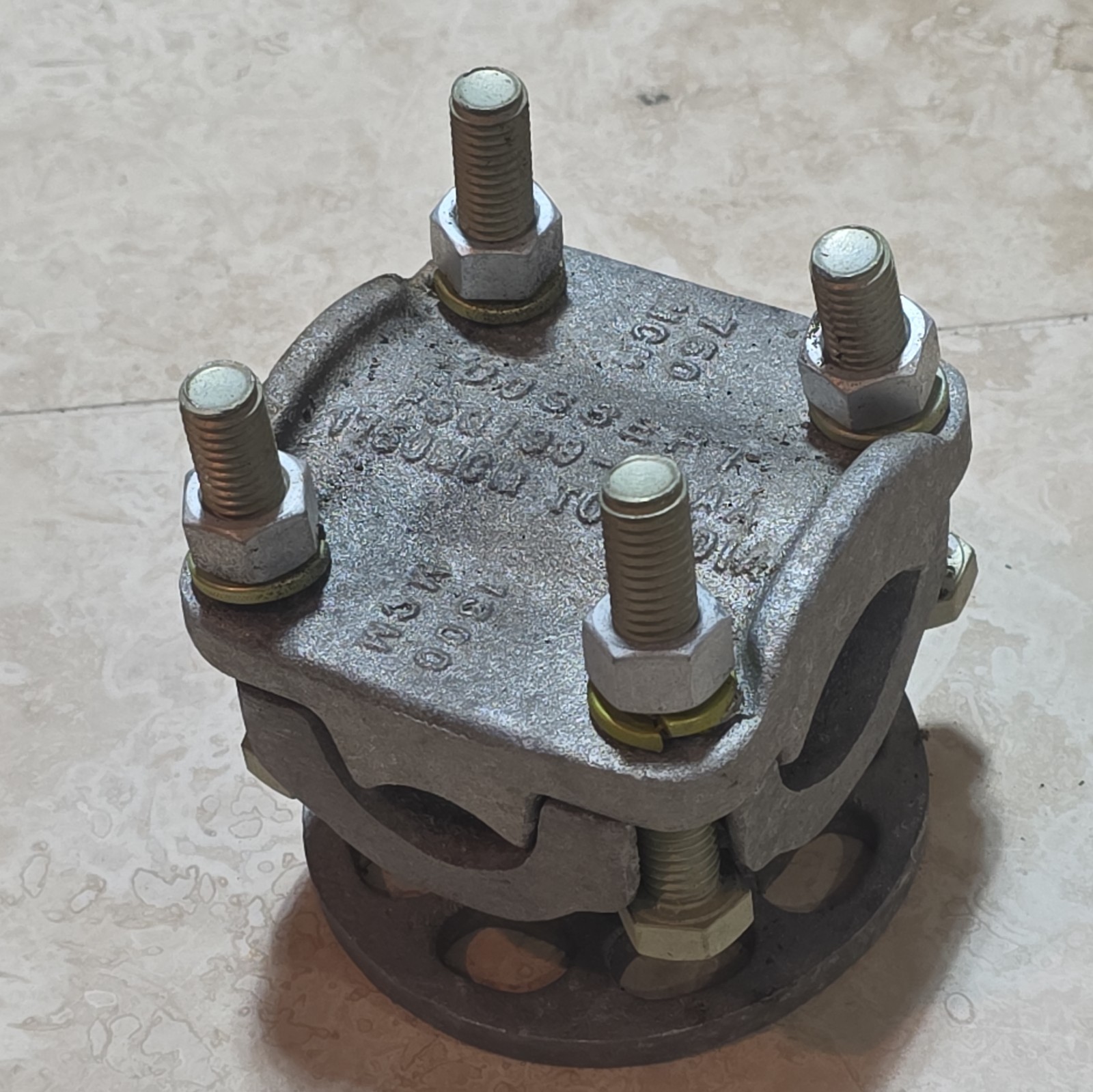 Substation Terminal Aluminum Bus Connector 750-1300MCM Dossert PSG199 1750MCM-2″