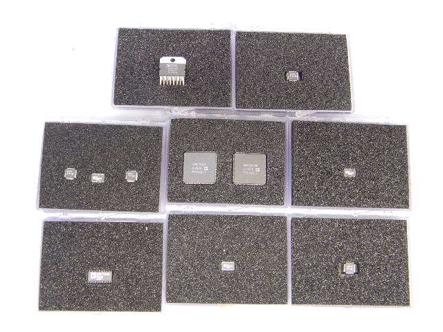 (11) Various NEW Analog Devices- CMOS DDS, A/D Converter AD9830A ADMC200 AD9850