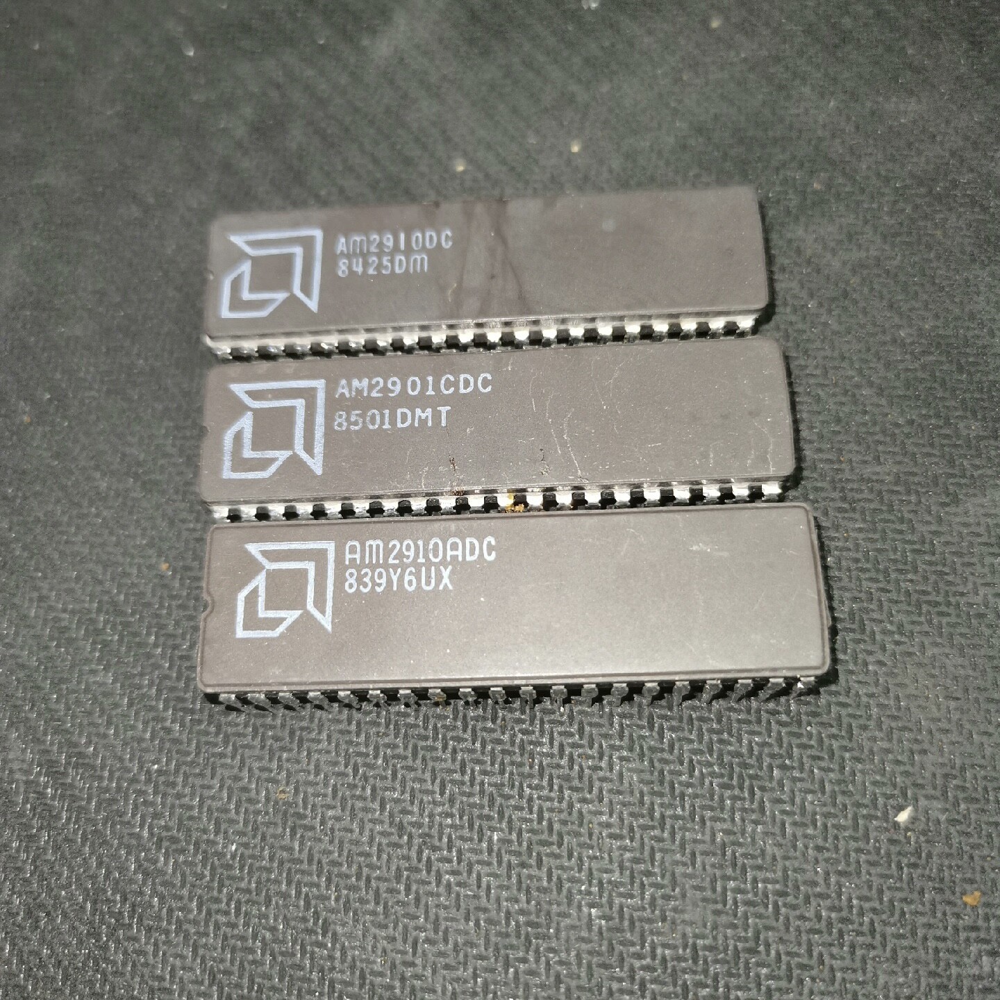 AM2910ADC AM2910DC High-Performance 8-Bit MicroProgram Sequencer CDIP40 x 1pc