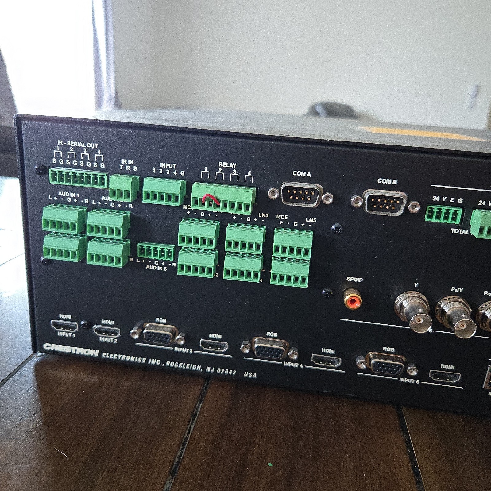 Crestron DMPS-300-C DigitalMedia Presentation System 300 USED