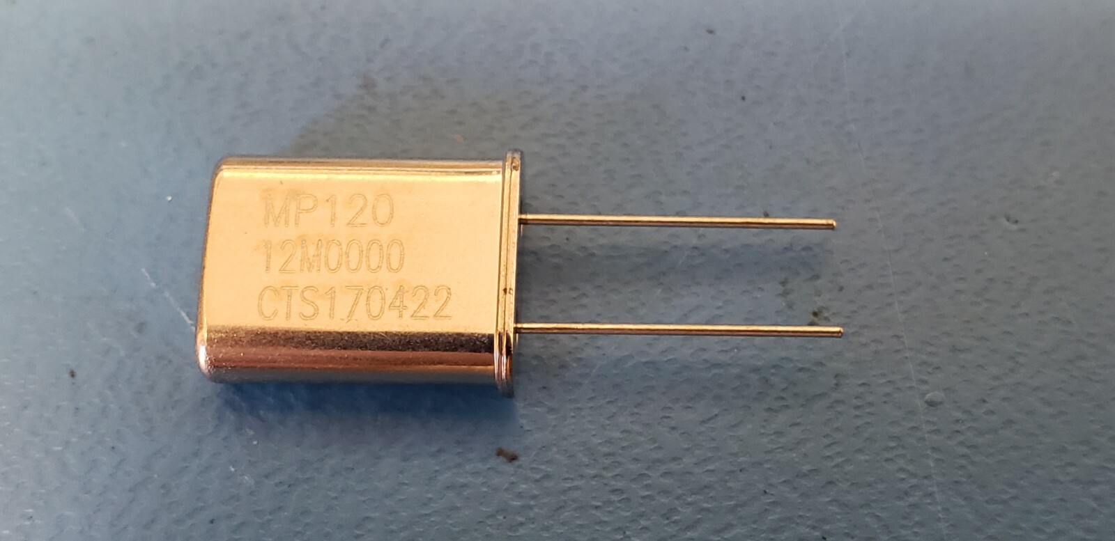 Lot of 54 CTS Crystals 12.000 MHz Part # MP120