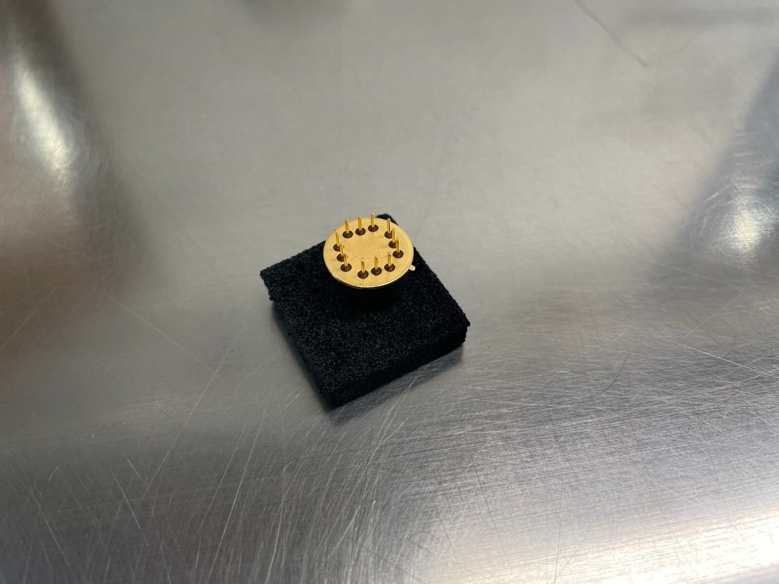 HP/Agilent 1820-2382 Non-linear Resistors