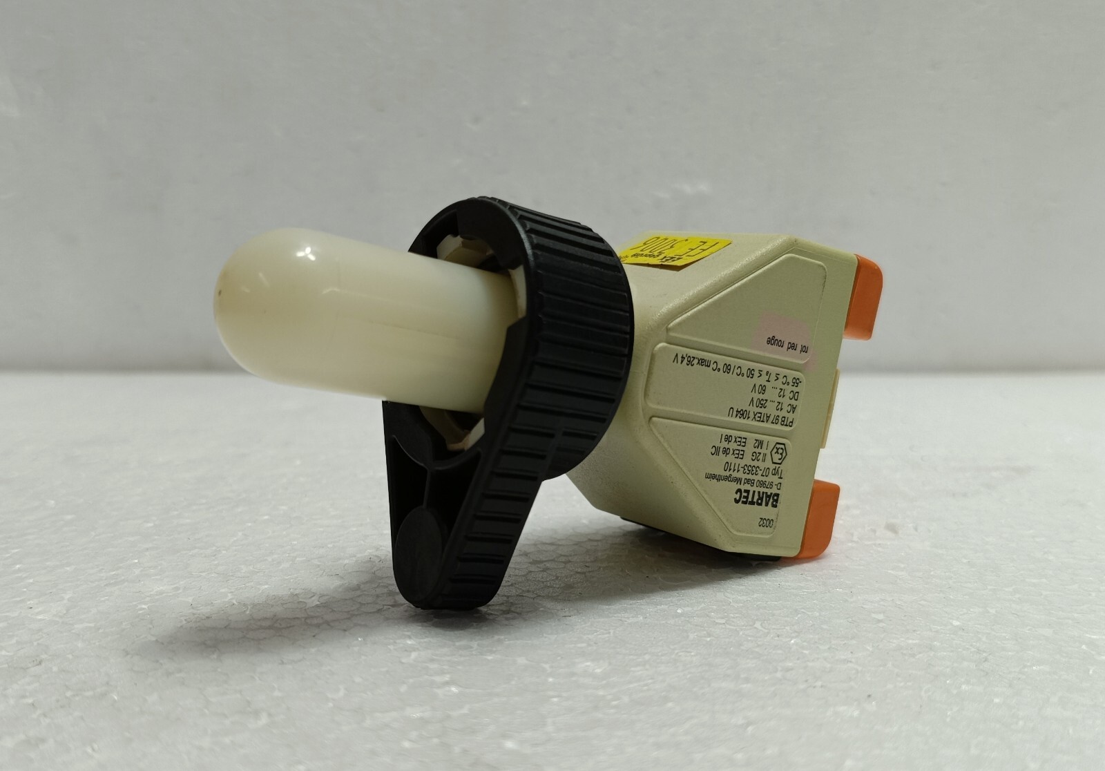Bartec D-97980 Bad Mergentheim Illuminated Button 07-3353-1110 | New Surplus