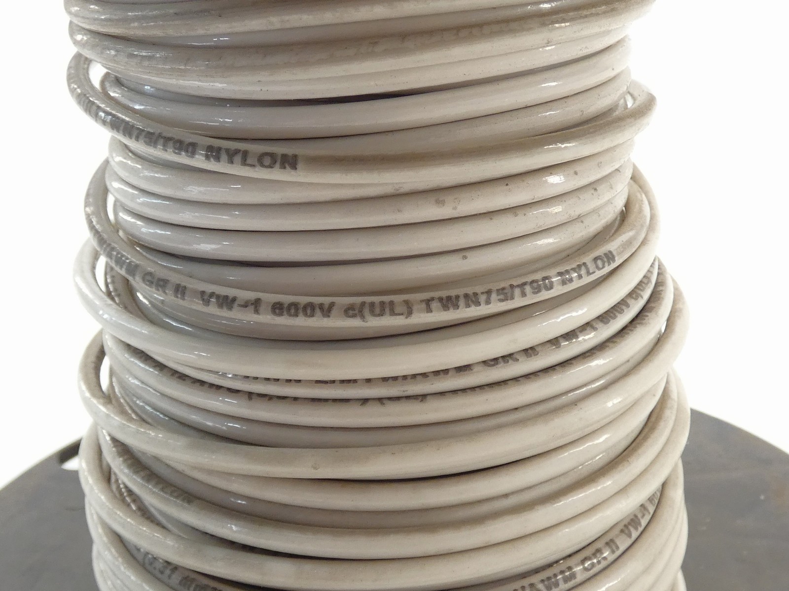 Cerro Vinylon Wire TWN75/T90 Cable Reel Spool 12AWG 600V