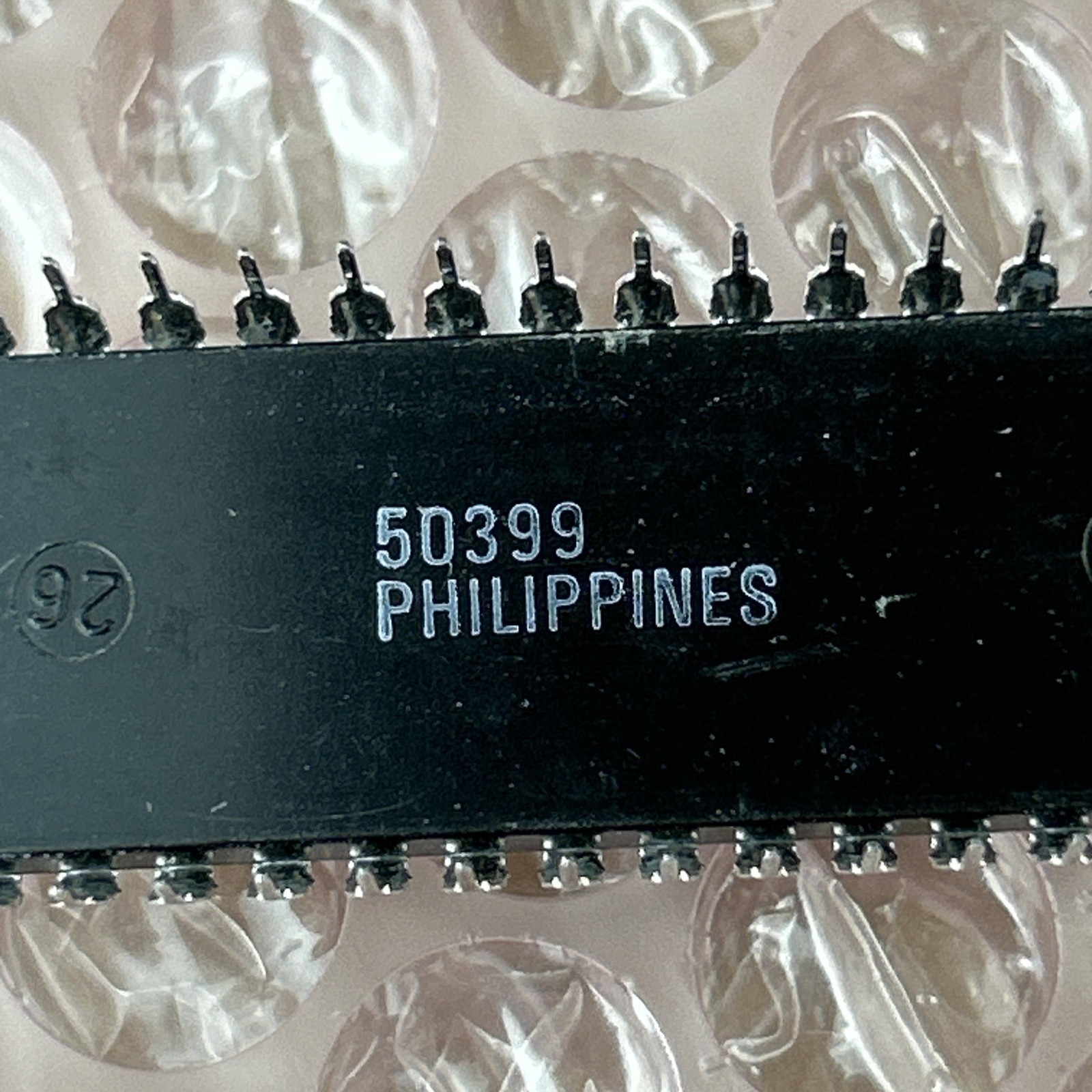 LOT of (2) MOSTEK MK50399N DIP-28 SIX DECADE COUNTER / DISPLAY DECODER