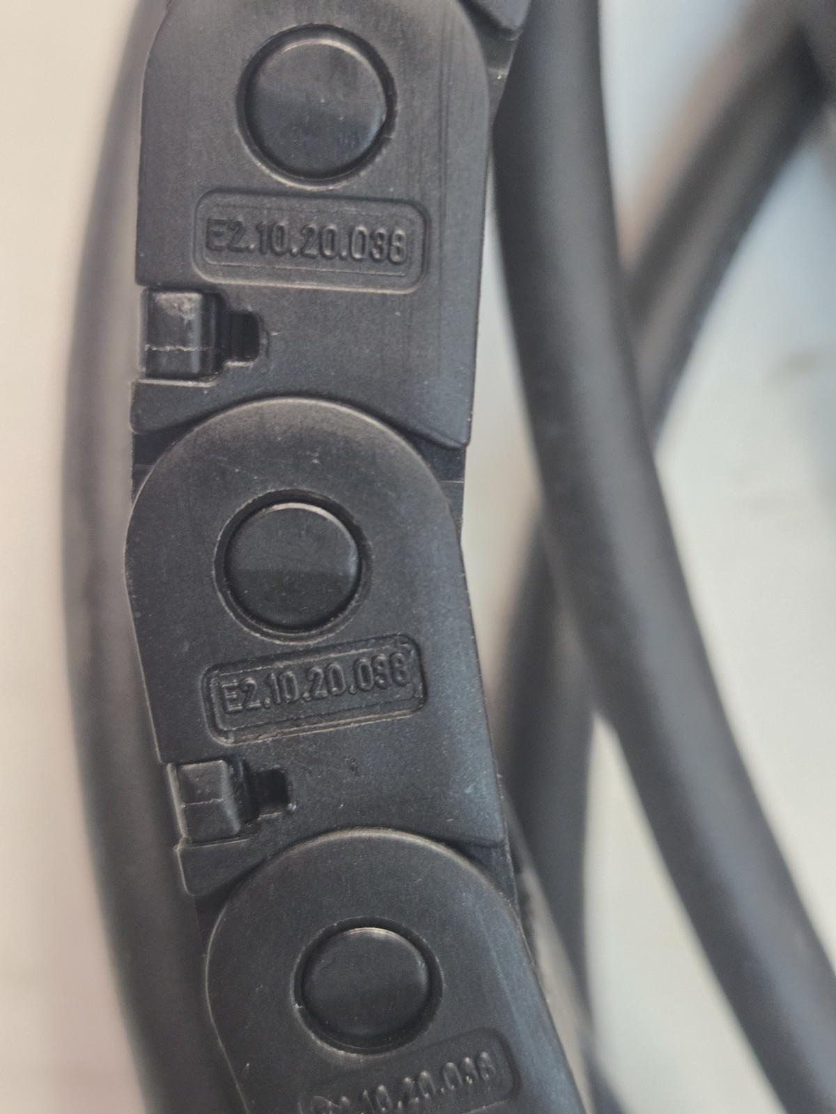 Applied Materials (AMAT) 0150-76718 Gas Panel Umbilical Cable Assembly BP2