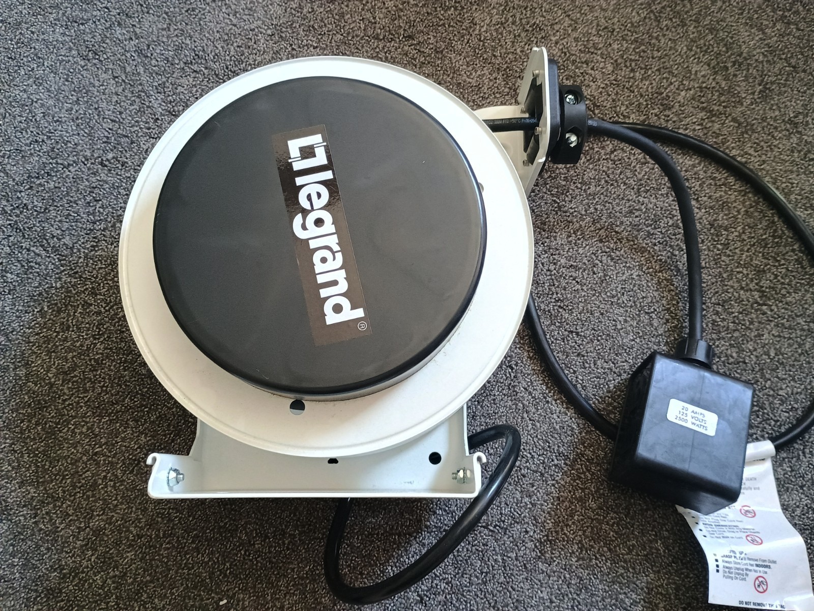 Legrand CRCD123N25R20 1000 Series Cable Reel With Quad RB 20 AMP 12 AWG 25ft