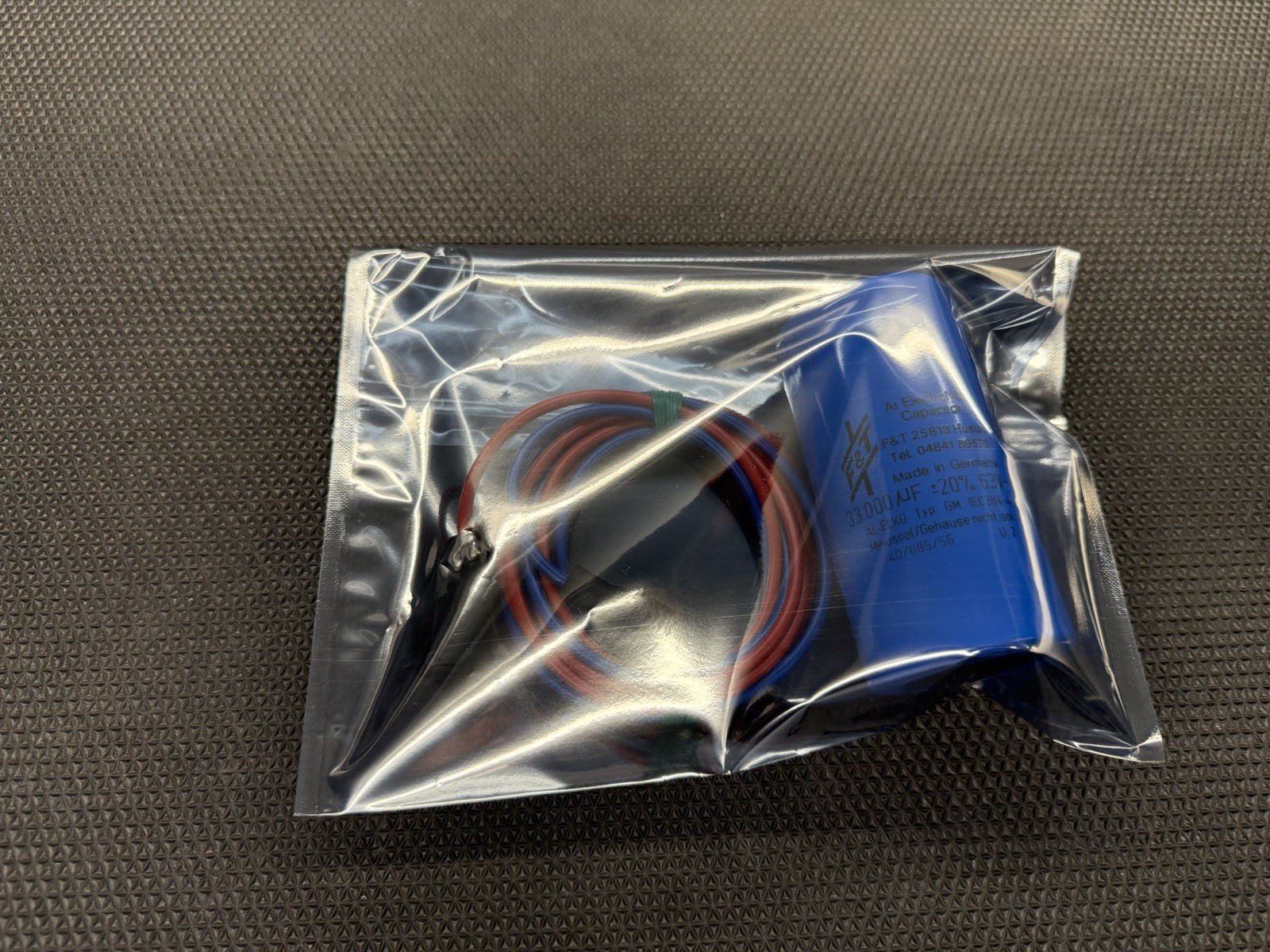F&T 33000 uF 63V Capacitor, AL-ELK0 Typ GM IEC384-4