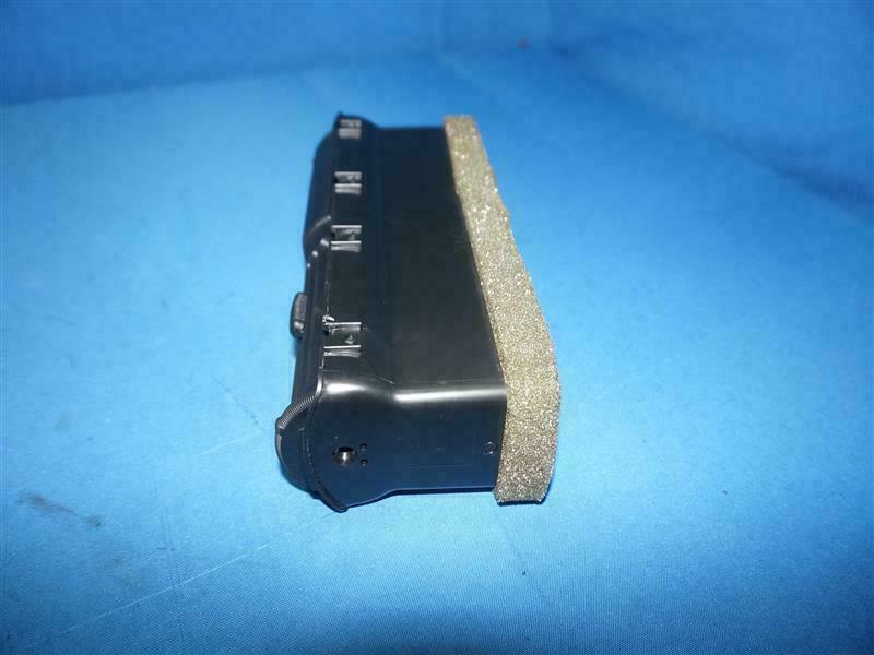 Ford F67Z-19893-AA F67Z19893AA Louvre ASY NEW NOB