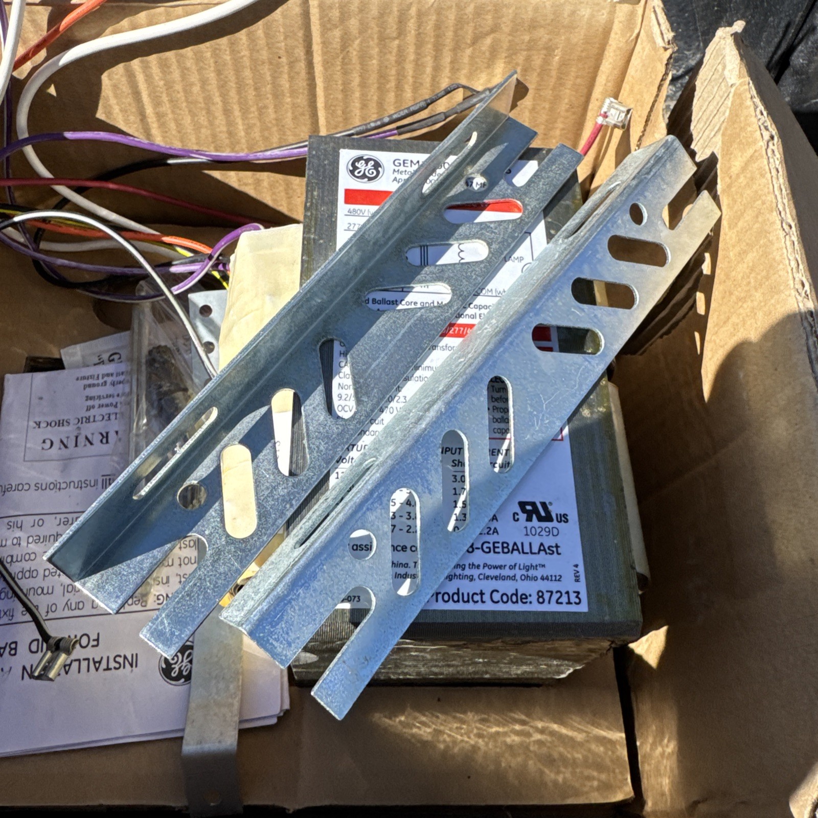 GE 87213 GEM1000ML5AA5-5 1000W HID Distrib. Replace Kit Magnetic C&C Ballast Kit