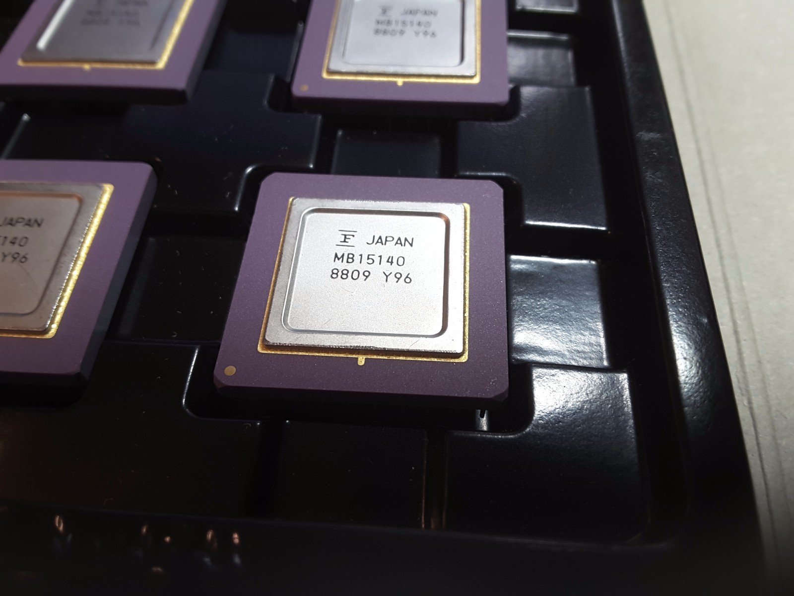 FUJITSU MB15140 TTL Bipolar 500-gate Master Slice LSI gate array NEW IC RARE $29