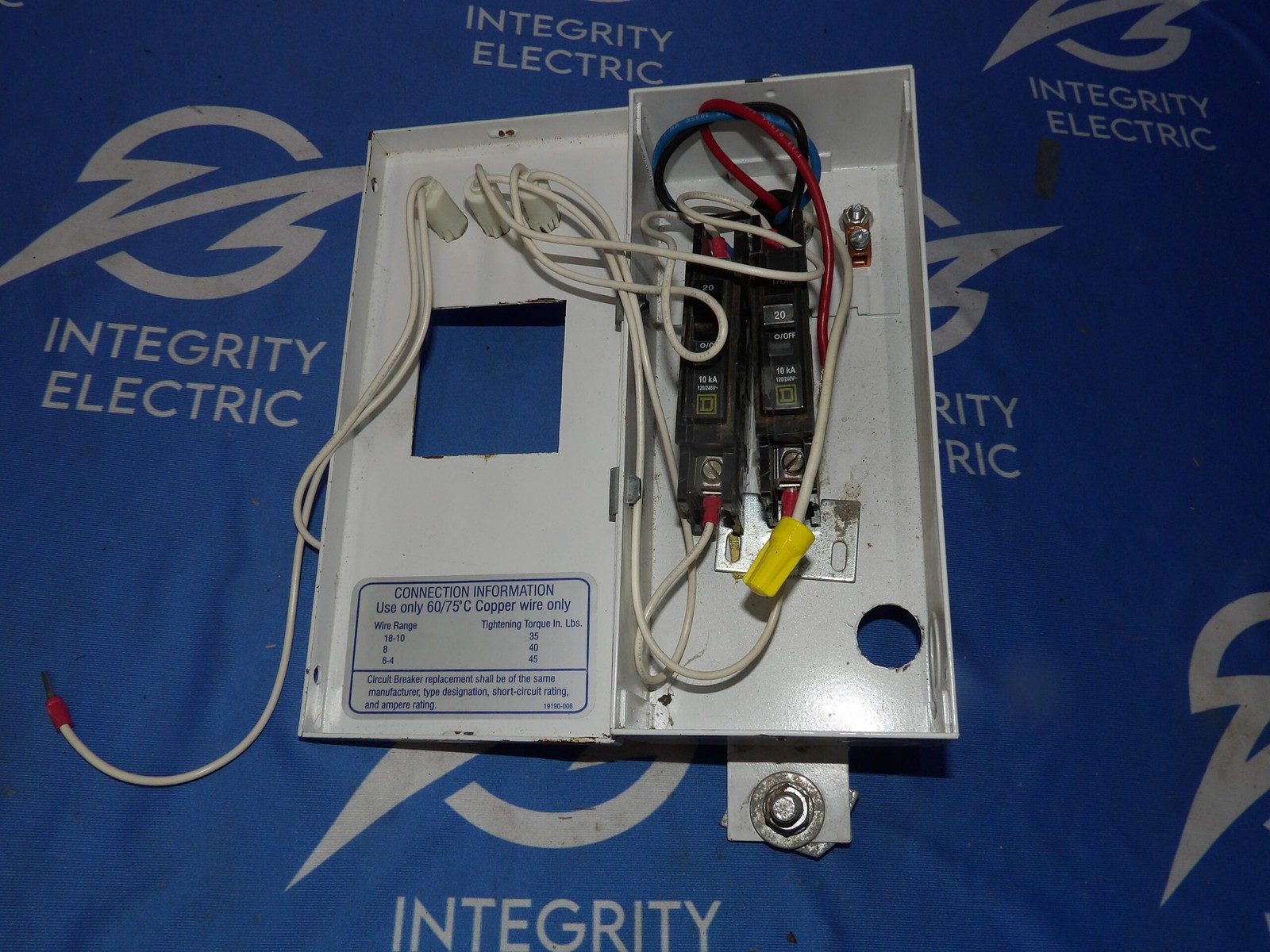 StarLine CBM60E5-6-172-0083-0G03 20A 208Y/120V Busway Tap Box + 1 Year Warranty