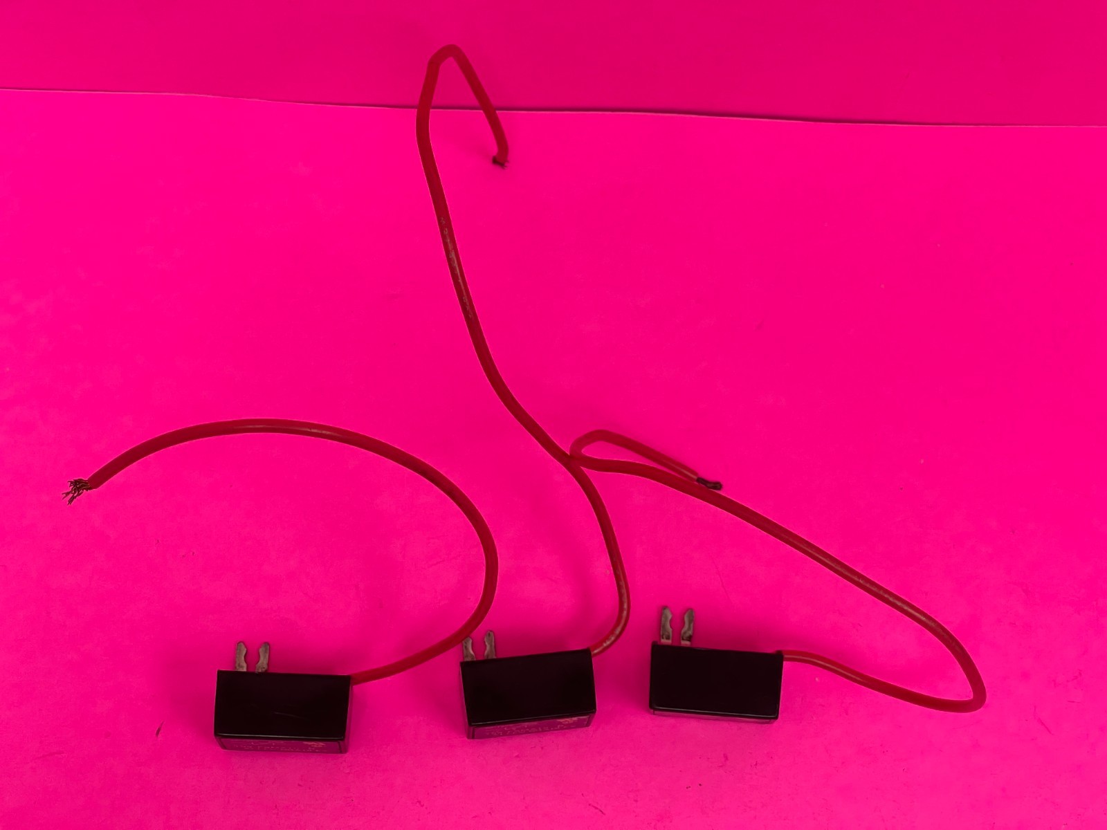 Allen-Bradley 199-FSMA10 Ser. B Surge Suppressor 50-125V [Lot of 3]
