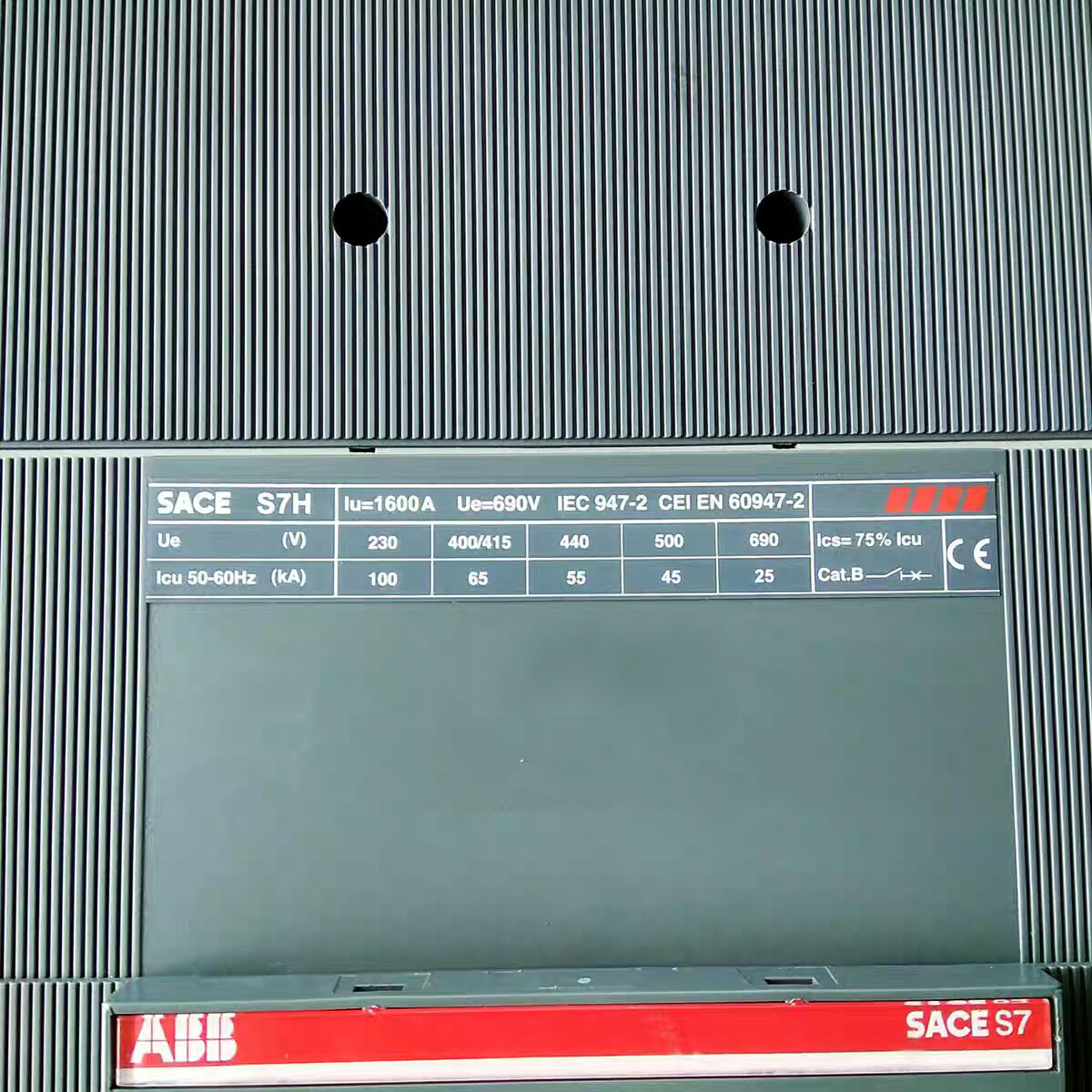 1PCS New other ABB Electronic Circuit Breaker SACE S7H 1600A PR212/P