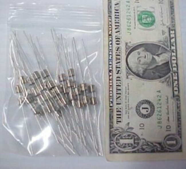 Lot 25 Bussmann C515-2.25A1J374 Fuses, Solder Leads, 2.25A 5mm x 15mm Electrical