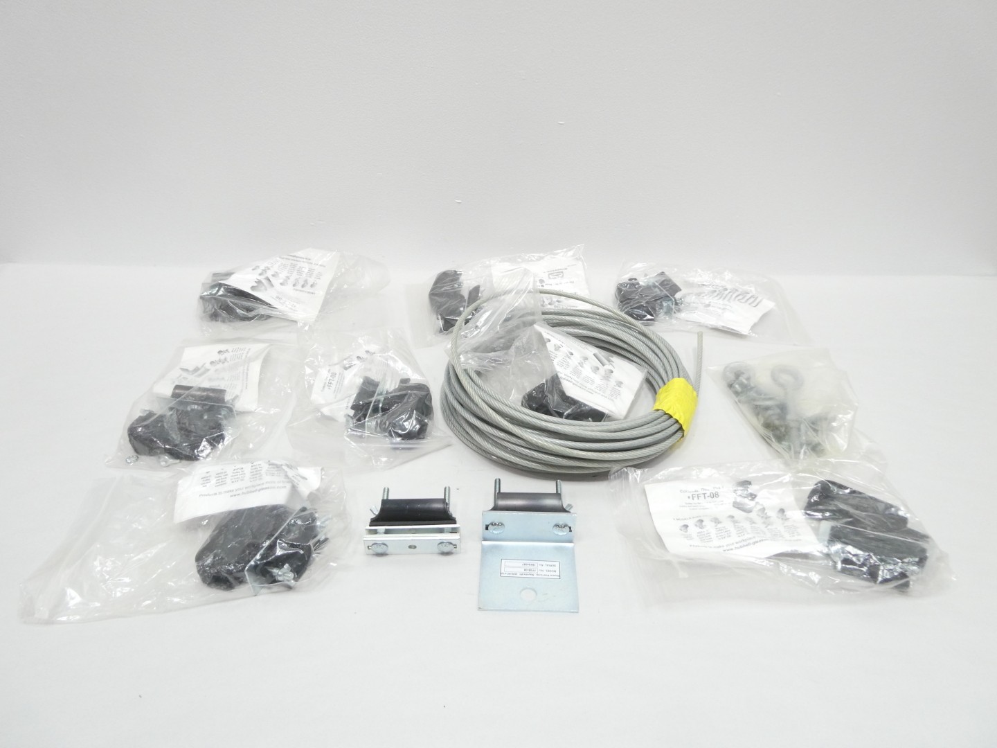 Hubbell FF08-08 60819308 Wire Rope Festoon 8-car Flat Saddle Kit