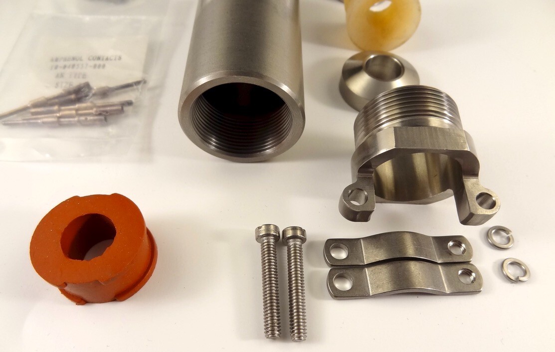 Amphenol Aerospace 75-560083-5P Custom 5 Pin High Voltage Connecter. NEW