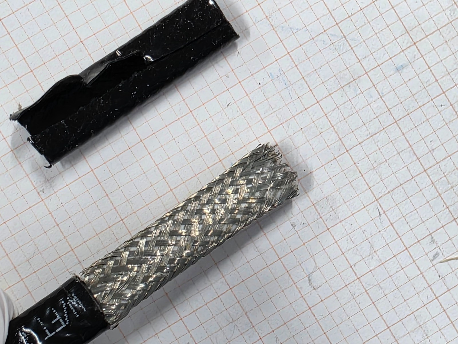 nVent Raychem 8XLE2-CT Self-Regulating Heating Cable 8W/ft 208-277V /1ft
