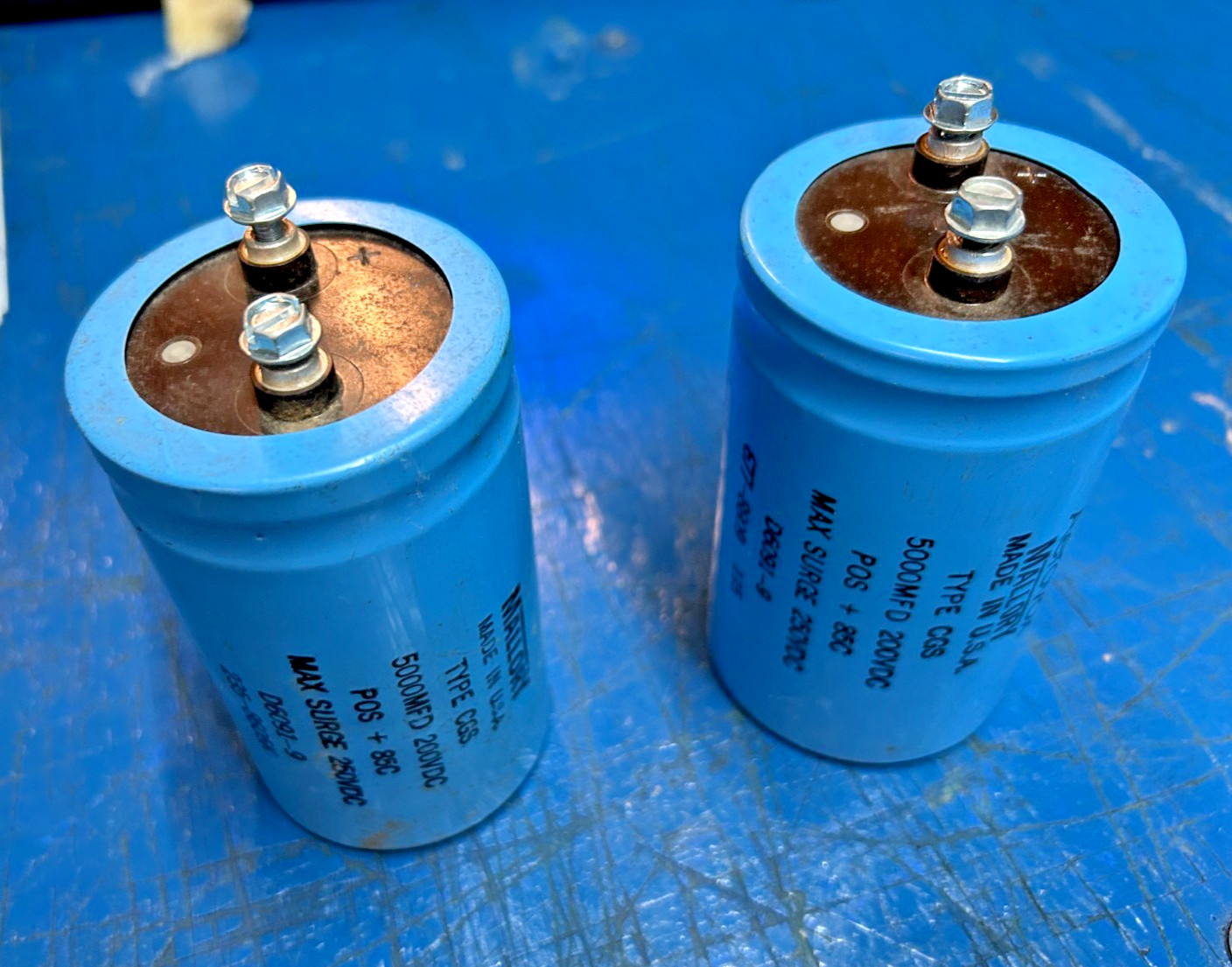 PAIR (2) MALLORY 5000UF ELECTROLYTIC CAPACITORs 200VDC