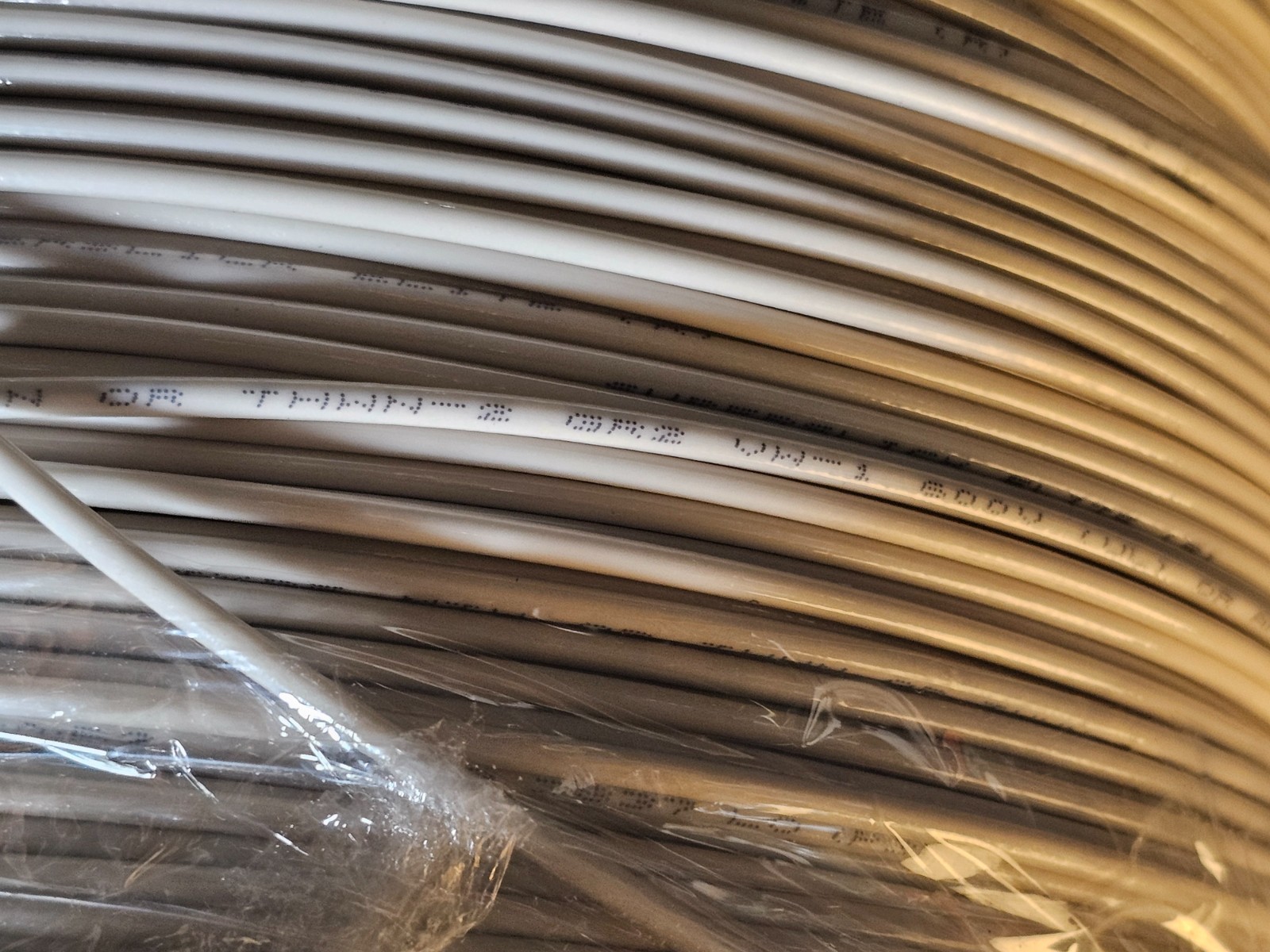 Encore Wire Solid Copper THHN Jacketed General Purpose Wire 14 AWG 1000′ 600V