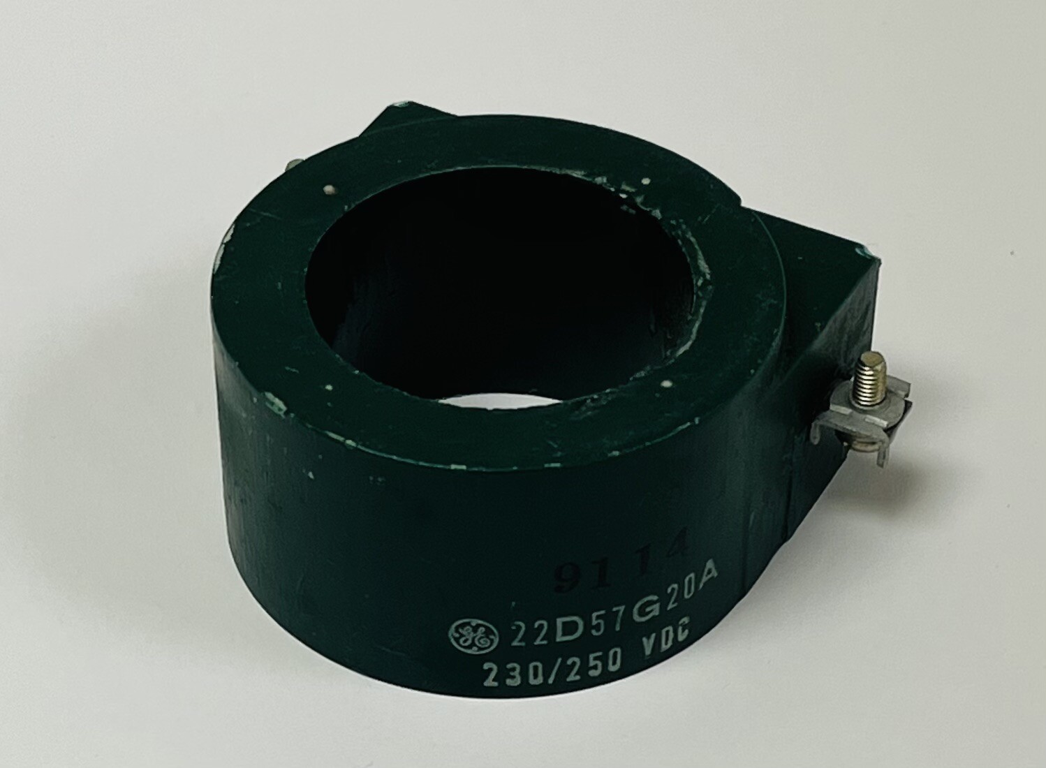 GENERAL ELECTRIC (G.E.) MODEL NO. 22D57G20A SOLENOID COIL 230/250VDC !NEW!