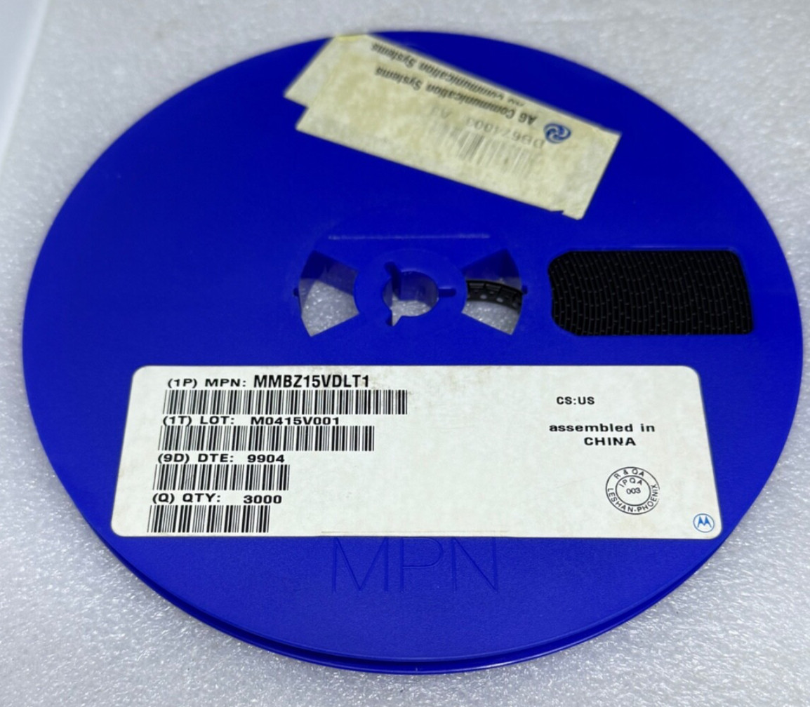 (2) MMBZ15VDLT1 TVS ZENER DIODE 15V 40W SOT23 ON SEMI (each roll 3000)