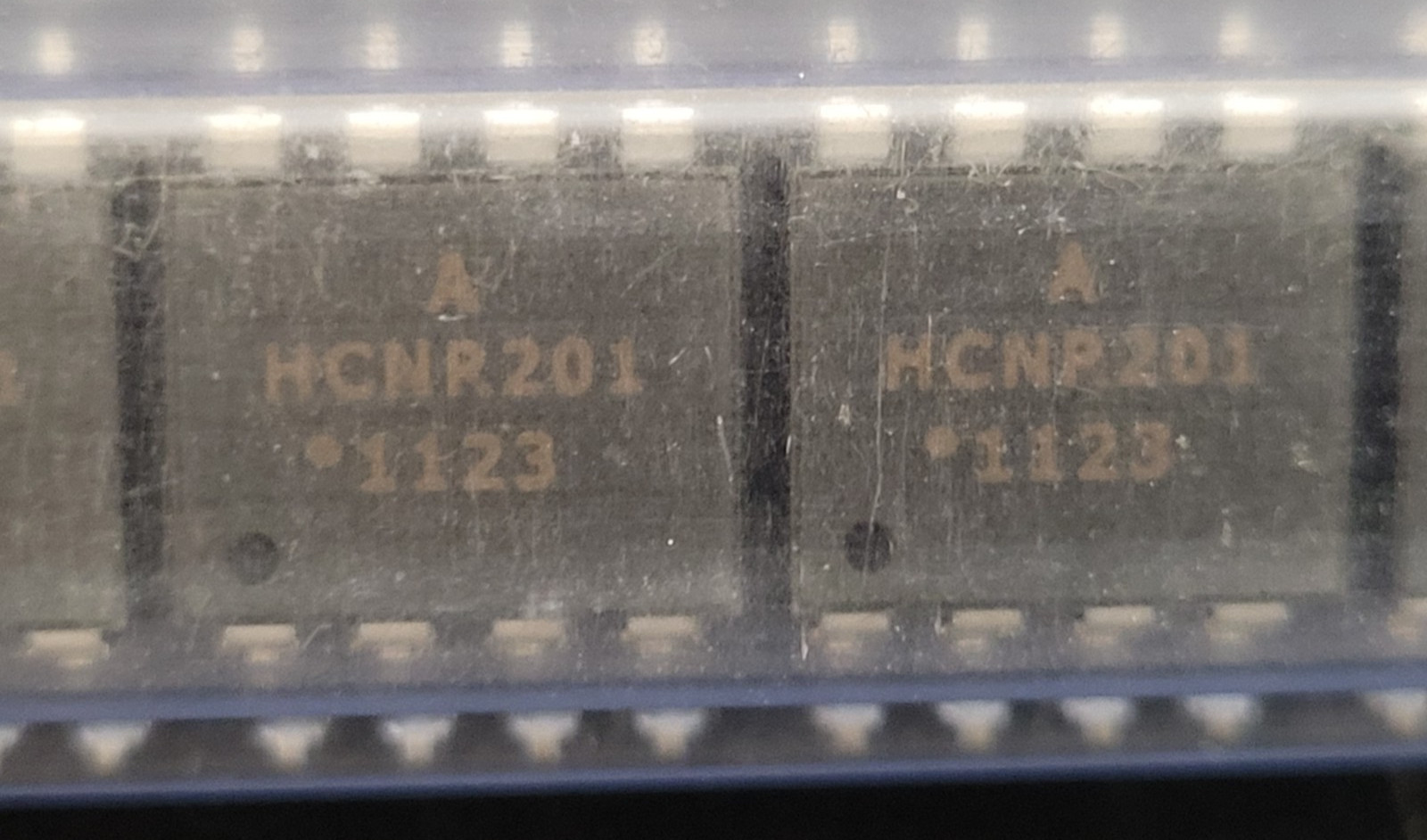 (1 PC) HCNR201 UNKNOWN HCNR201. 1123 OPTOCUPLER