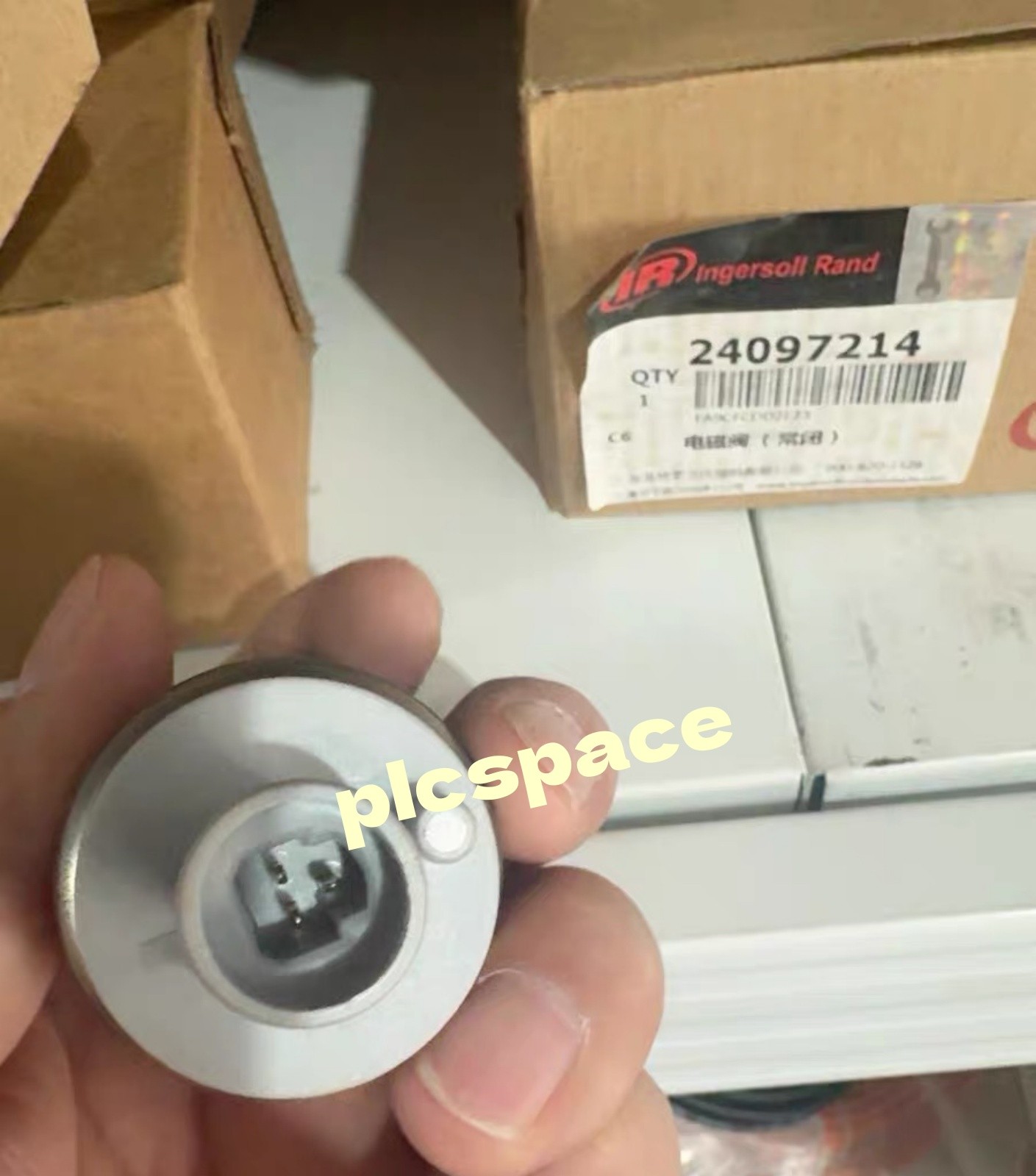 22486633 Pressure Sensor Brand new DHL
